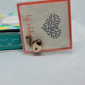 Keep collective jewelry